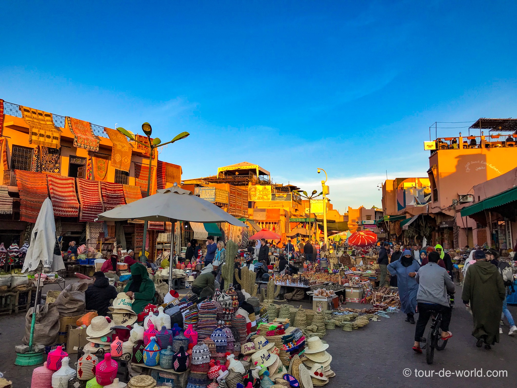 Marrakesh_Medina_gauklerplatz