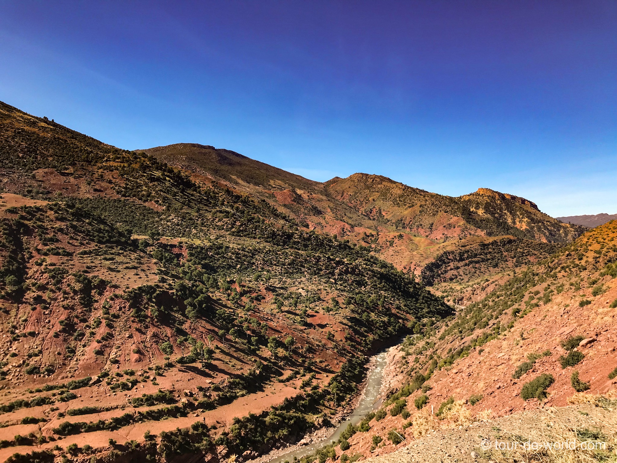 Marokko_Gebirge_rot